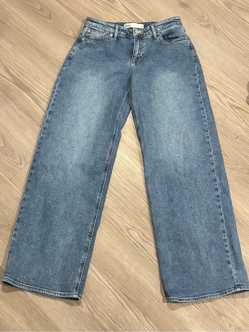 Wide-Leg Women's Jeans in Mid Blue Denim